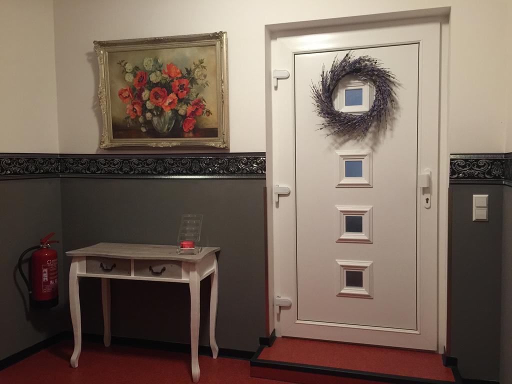 Ferienwohnung Domschatz Naumburg  Exterior foto